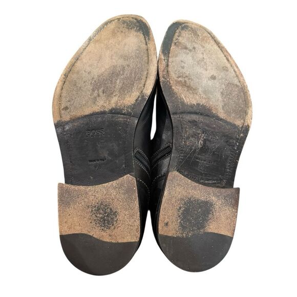 BOSS Hugo Boss Black Leather Chelsea Chukka Boots 9.5 main image 6